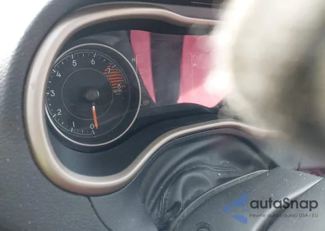 2018 Jeep Cherokee Latitude 4X4 из США, поврежденный, VIN 1C4PJMCX6JD501142